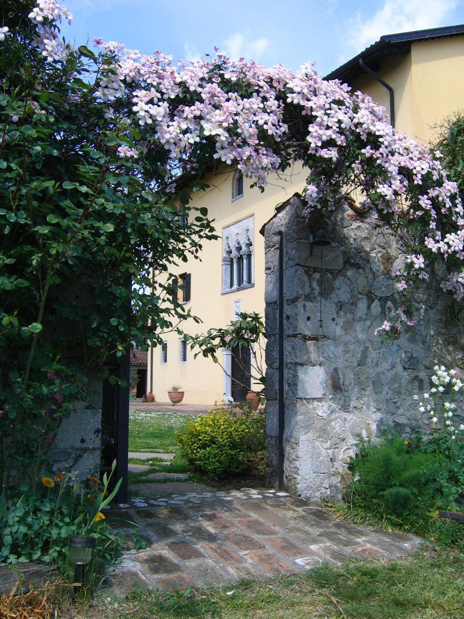 Agriturismo Domus Magna Povoletto ภายนอก รูปภาพ