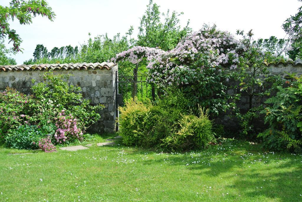 Agriturismo Domus Magna Povoletto ภายนอก รูปภาพ