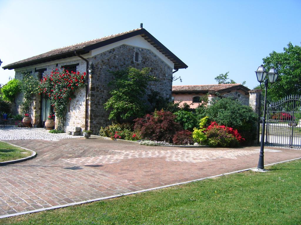 Agriturismo Domus Magna Povoletto ภายนอก รูปภาพ